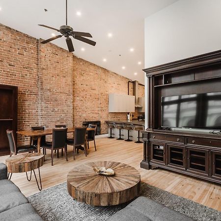 Elegant 3 Bedroom Apartment In Old Port - 302 Montréal Exterior foto