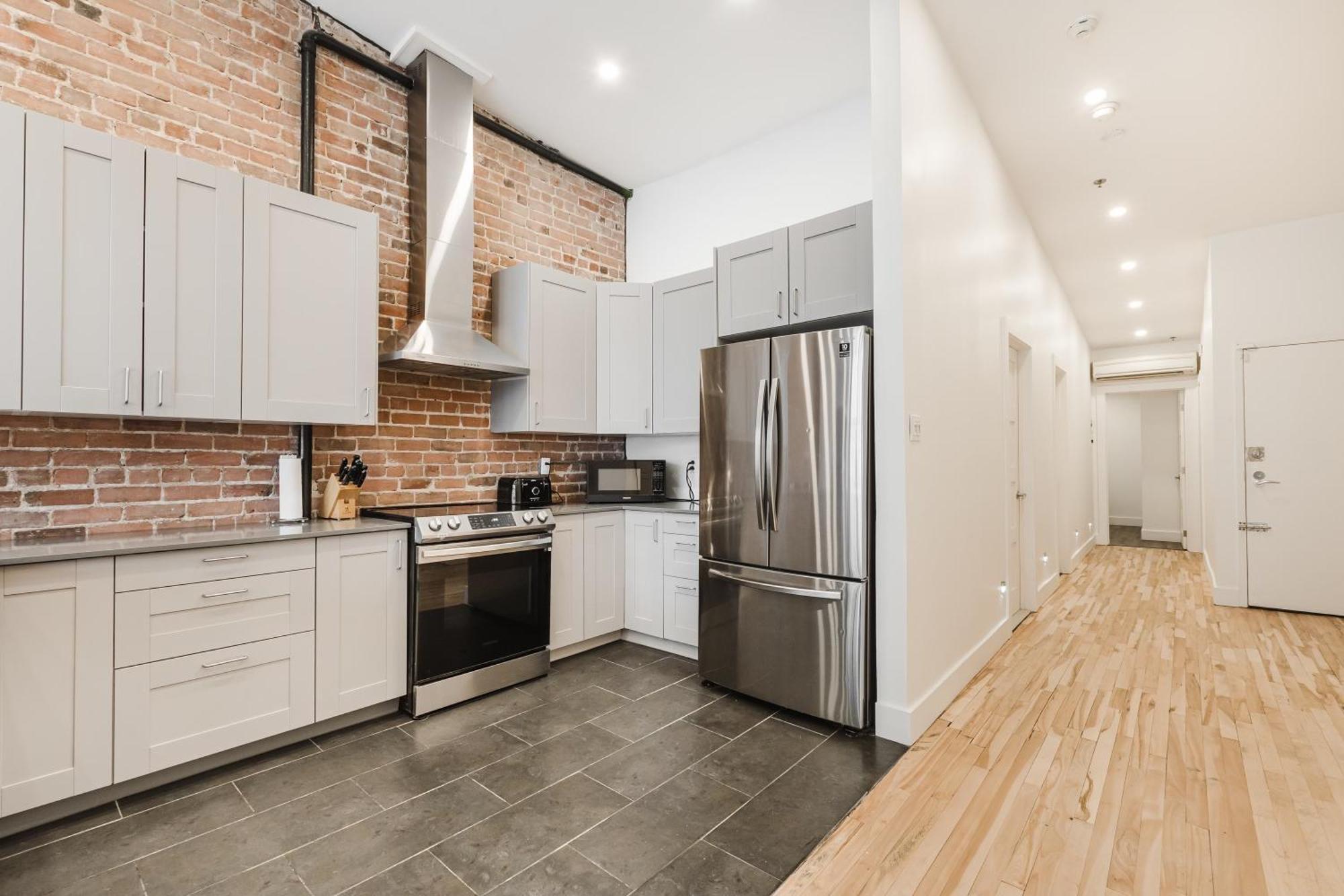 Elegant 3 Bedroom Apartment In Old Port - 302 Montréal Exterior foto